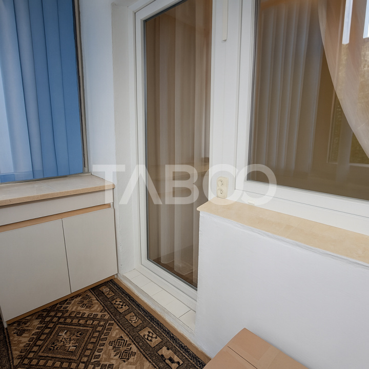 3 camere decomandate de vanzare la etajul 2 cu balcon si pivnita