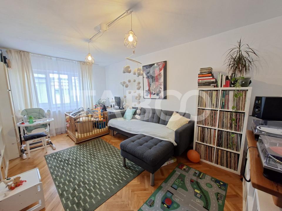 ANAF Calea Dumbravii- Apartament decomandat de vanzare 2 camere si pod