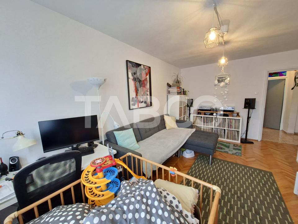 ANAF Calea Dumbravii- Apartament decomandat de vanzare 2 camere si pod