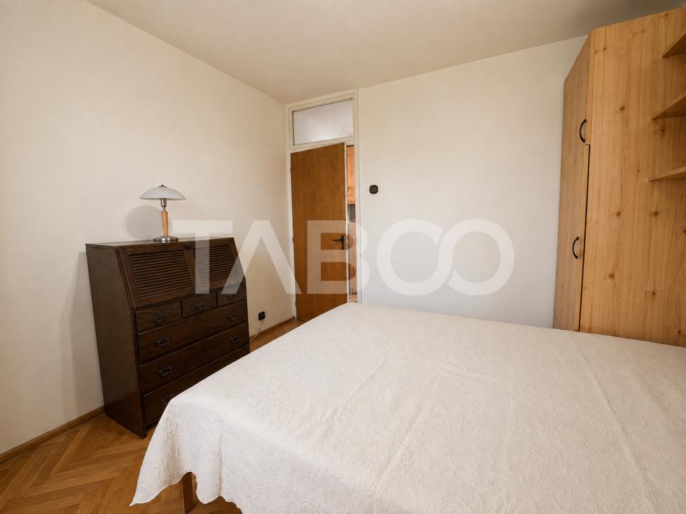 Ap 3 camere 2 bai 2 balcoane pivnita etaj 2 Str.Rusciorului Lidl Cibin