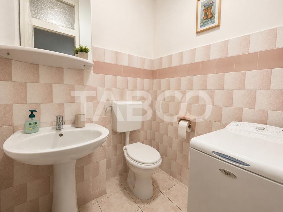 Ap 3 camere 2 bai 2 balcoane pivnita etaj 2 Str.Rusciorului Lidl Cibin