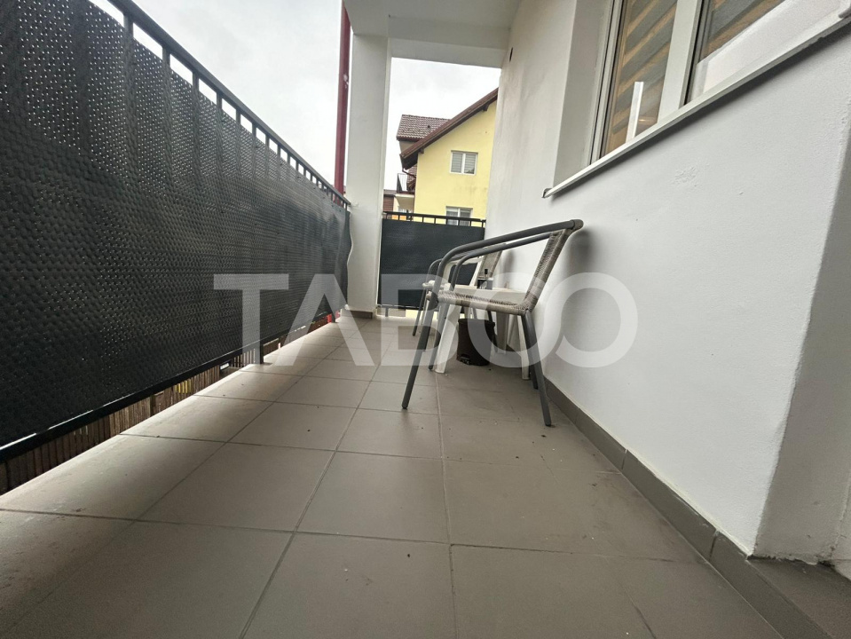 Aparamant de inchiriat cu 2 balcoane si loc de parcare Turnisor