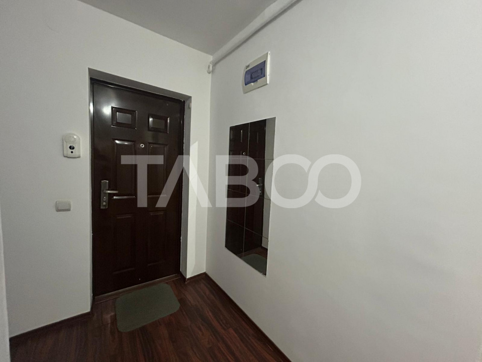 Aparamant de inchiriat cu 2 balcoane si loc de parcare Turnisor