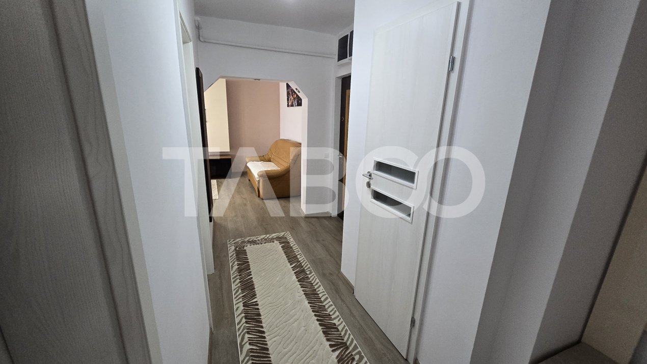 Aparament de vanzare decomandat Strand 2 camere balcon mobilat utilat