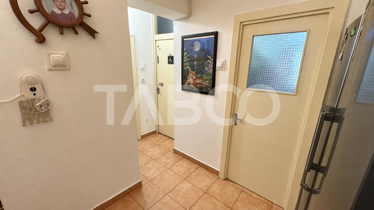 Aparatament 2 camere decomandat cu pivnita zona Centrala Sibiu