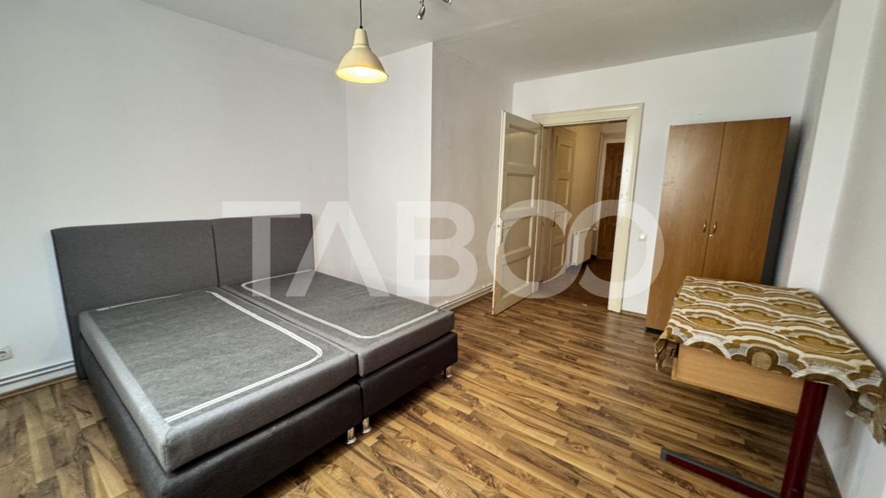 Apartamanet 3 camere de inchiriat mobilat utilat 100 mpu CENTRAL Sibiu