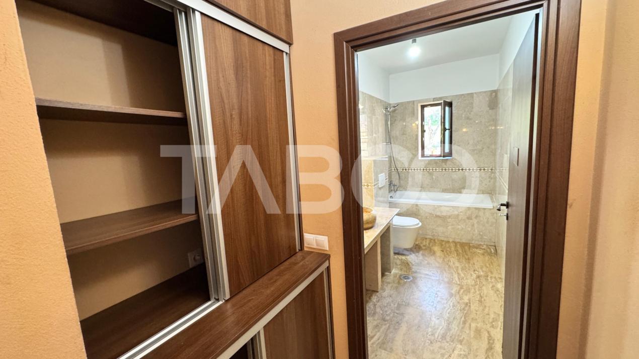 Apartamanet 3 camere de inchiriat mobilat utilat 100 mpu Tilisca