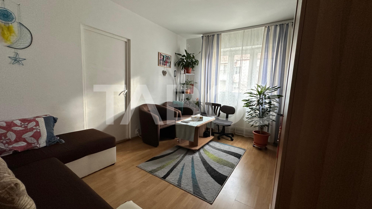 Apartament 2 camer etaj intermediar zona Mihai Viteazul Sibiu