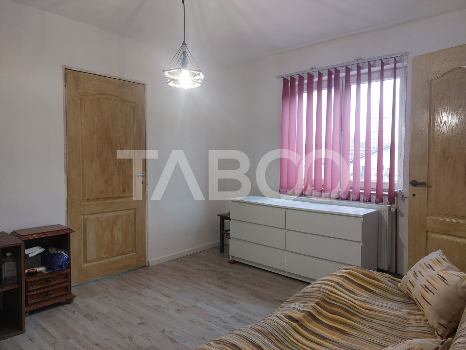 Apartament 2 camere 30 mp etaj 2 spre soare Stejarului Cisnadie