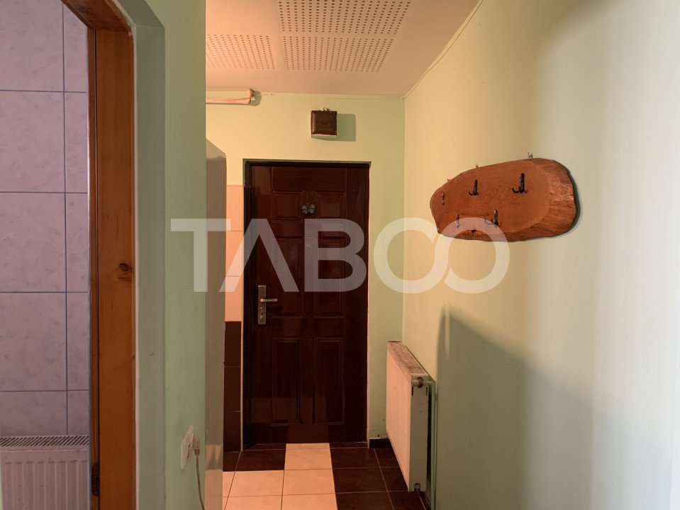 Apartament 2 camere 36 mpu parter si gradina 11 mp Avrig zona Sticla
