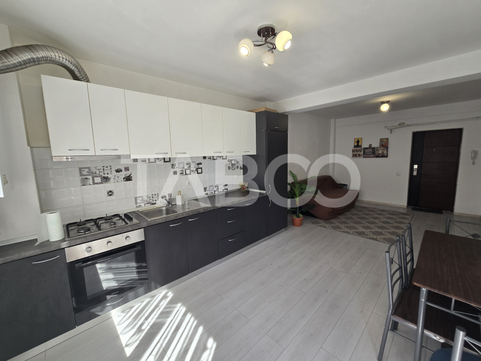 Apartament 2 camere 40mpu etaj intermediar balcon 3m Doamna Stanca