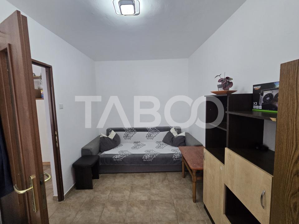 Apartament 2 camere 40mpu etaj parter zona Mihai Viteazul