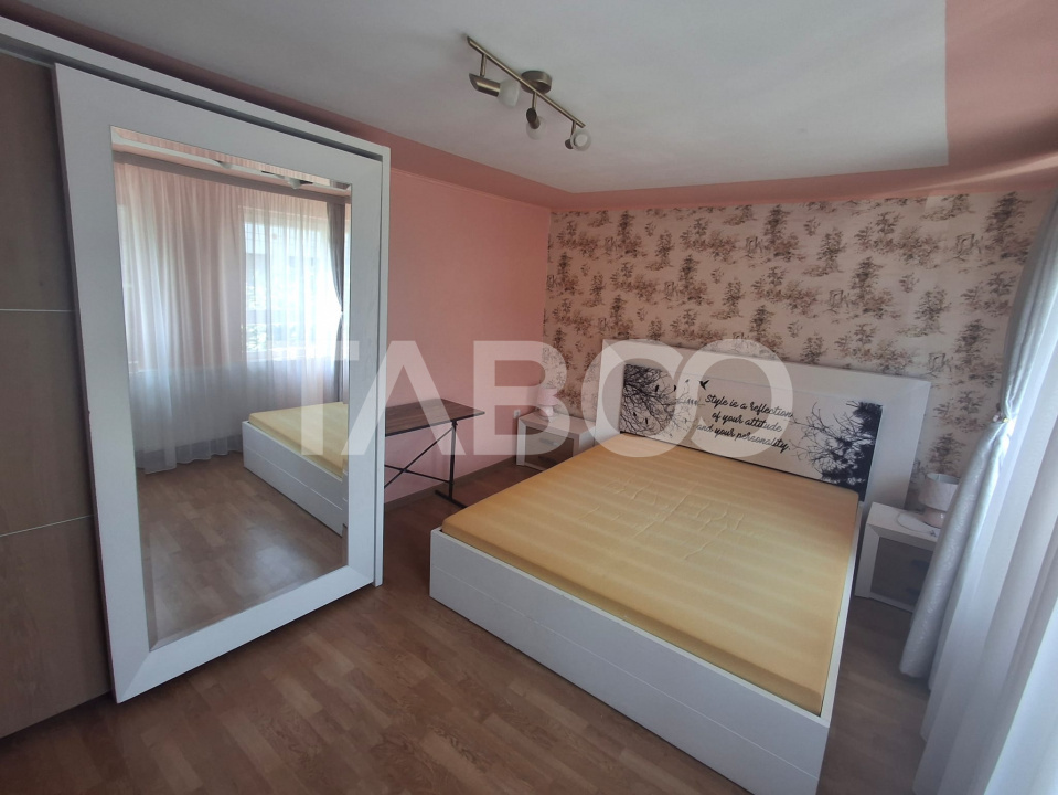 Apartament 2 camere 44 mp utili ETAJ 1 curte amenajata central Sibiu