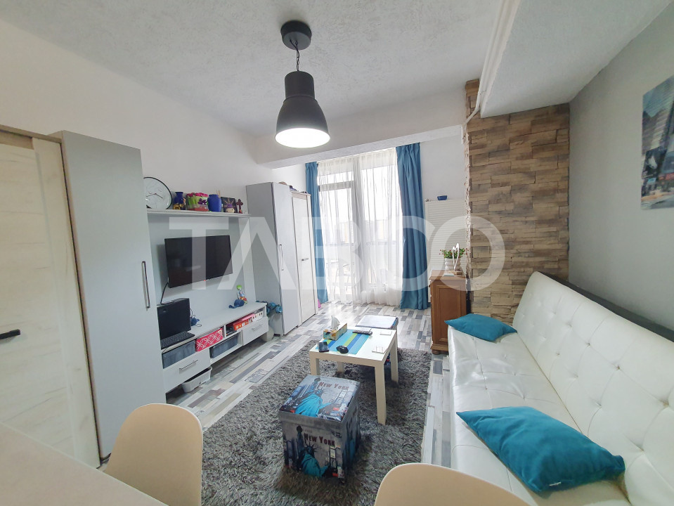 Apartament 2 camere 45 mp balcon etaj intermediar zona Doamna Stanca