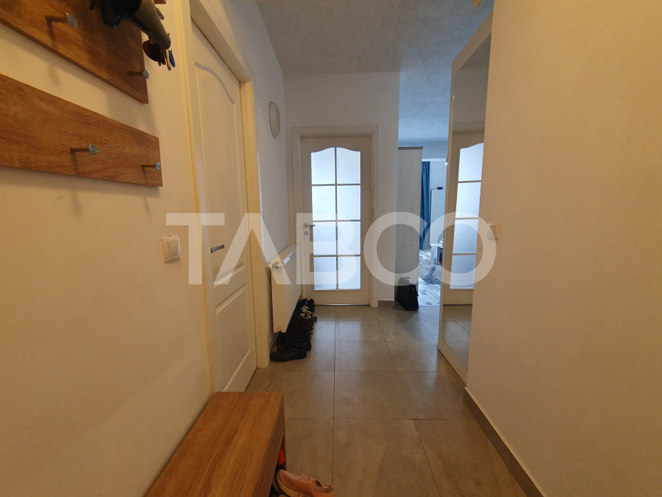 Apartament 2 camere 45 mpu balcon etaj intermediar zona Doamna Stanca