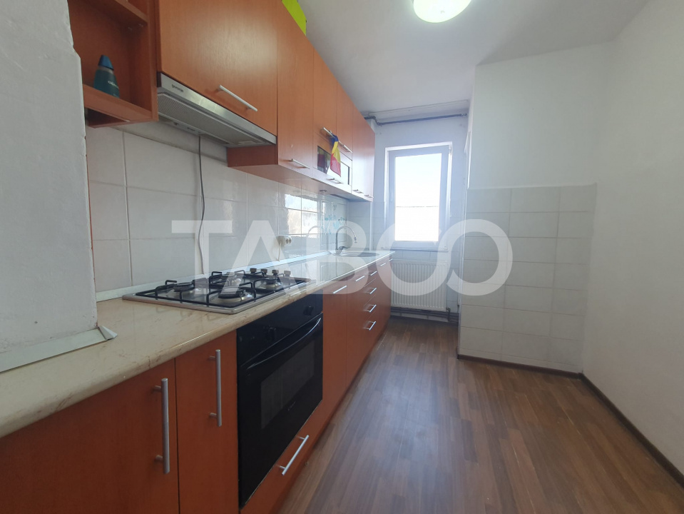 Apartament 2 camere 48 mp + balcon 3 metri zona Tudor Vladimirescu