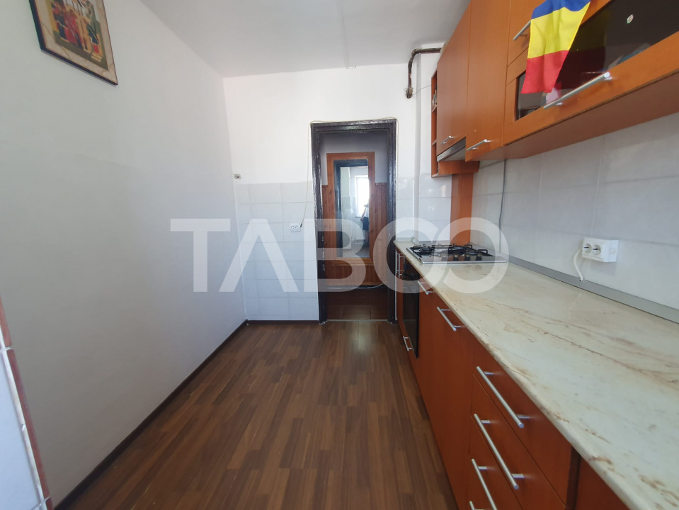 Apartament 2 camere 48 mp + balcon 3 metri zona Tudor Vladimirescu