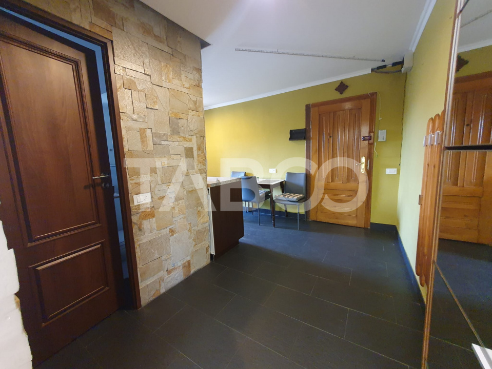 Apartament 2 camere 52 mp utili decomandat etaj 1 zona Campului