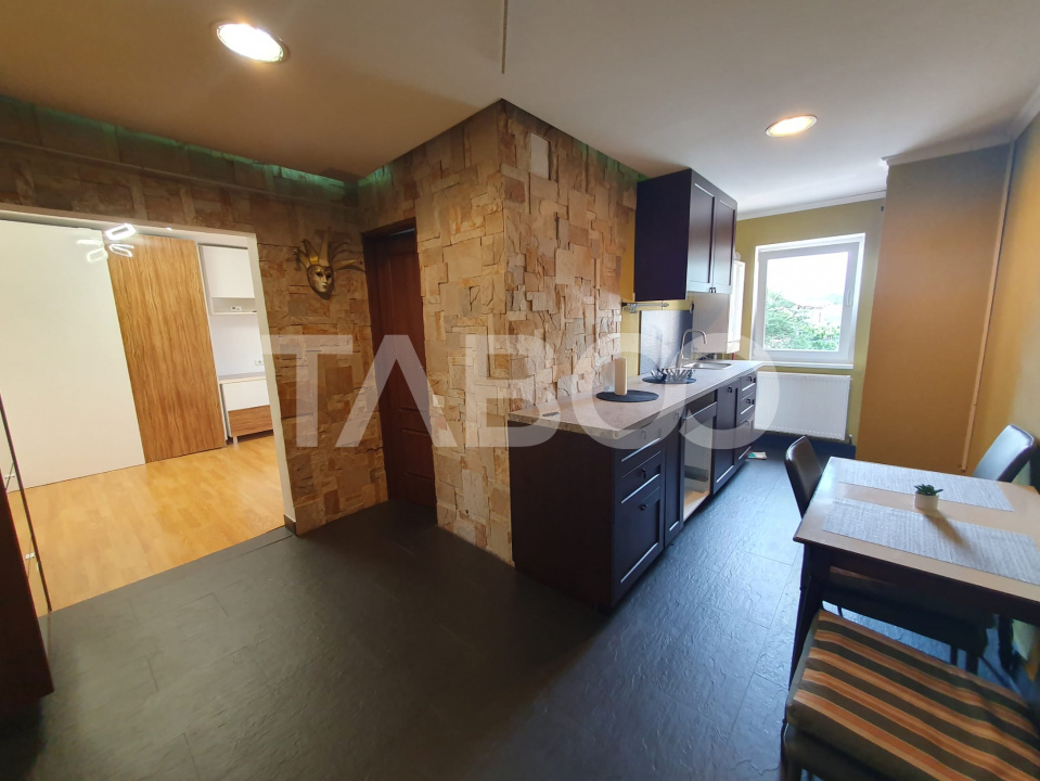 Apartament 2 camere 52 mp utili decomandat etaj 1 zona Campului