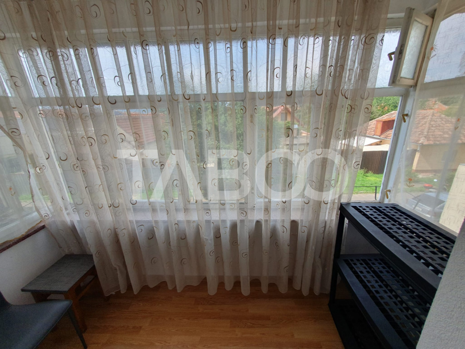Apartament 2 camere 52 mp utili decomandat etaj 1 zona Campului