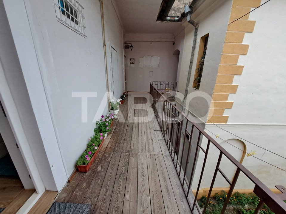 Apartament 2 camere 52mpu pretabil regim hotelier in Centul Istoric