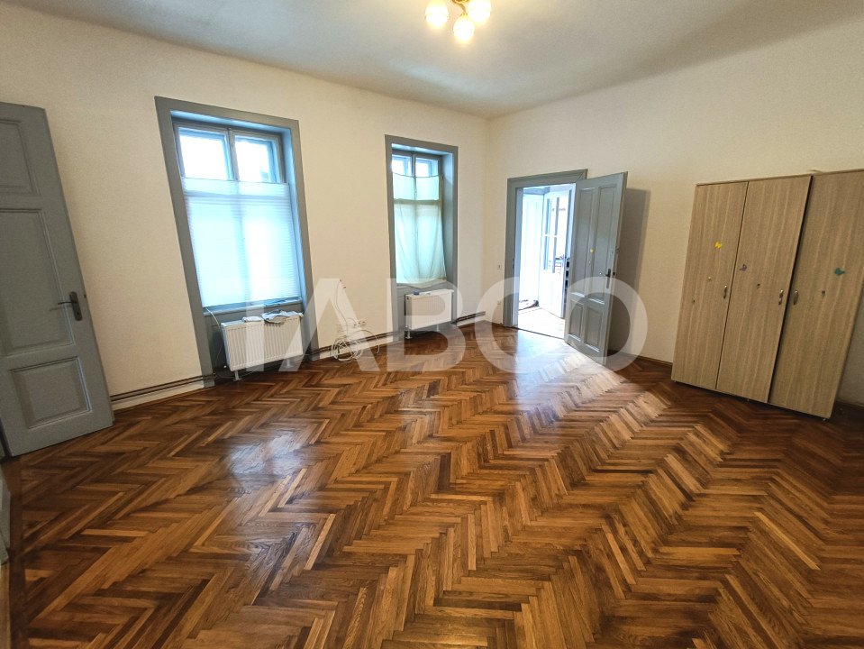 Apartament 2 camere 74 mp utili de inchiriat in Sibiu zona Centrala
