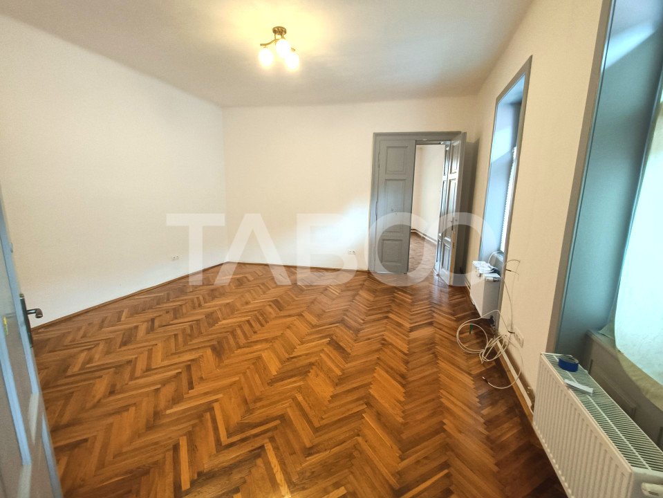 Apartament 2 camere 74 mp utili de inchiriat in Sibiu zona Centrala