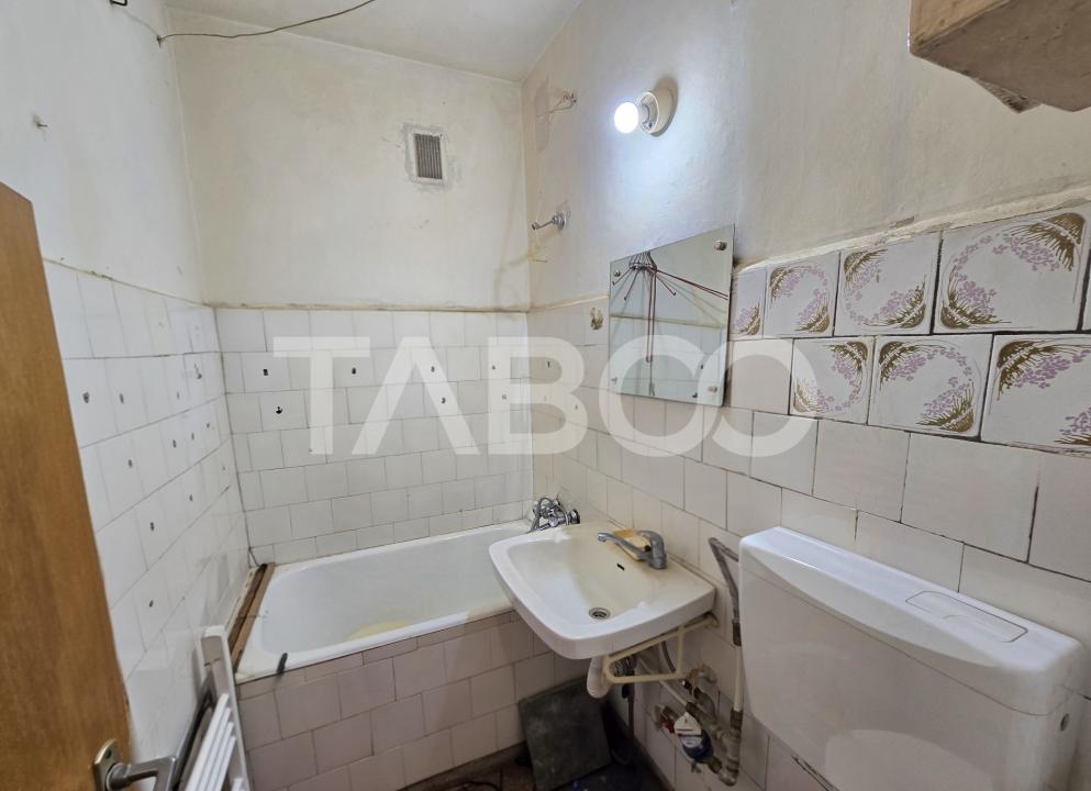Apartament 2 camere balcon pivnita zona Mihai Viteazul Sibiu