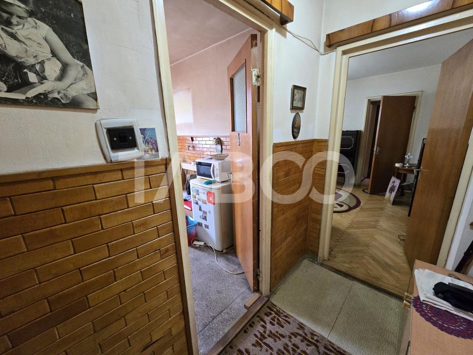 Apartament 2 camere balcon pivnita zona Mihai Viteazul Sibiu
