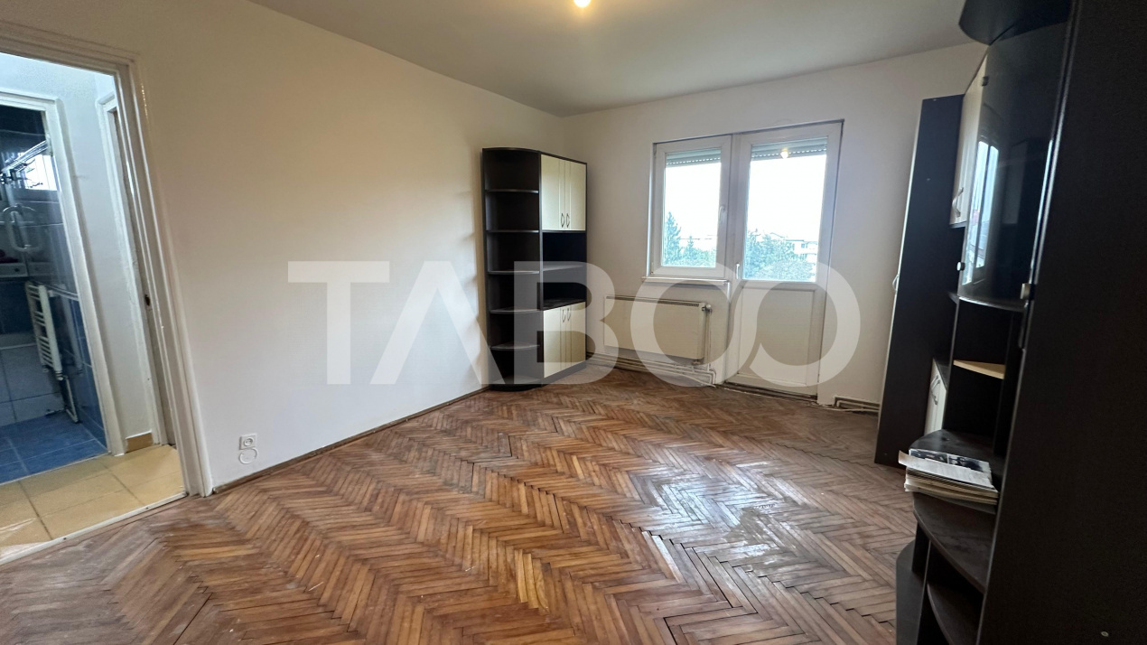 Apartament 2 camere balcon si pivnita zona Mihai Viteazul Sibiu 