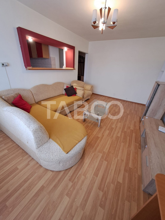 Apartament 2 camere cu balcon 2 bai si boxa la subsol de inchiriat 