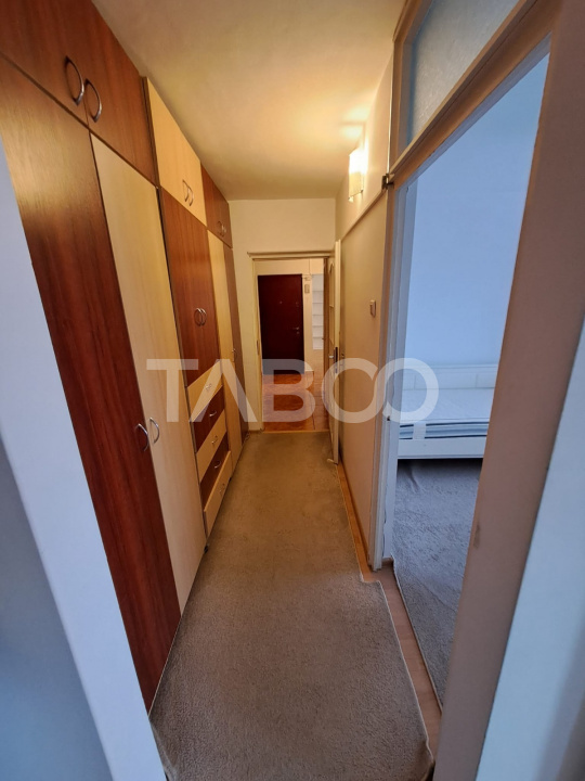 Apartament 2 camere cu balcon 2 bai si boxa la subsol de inchiriat 
