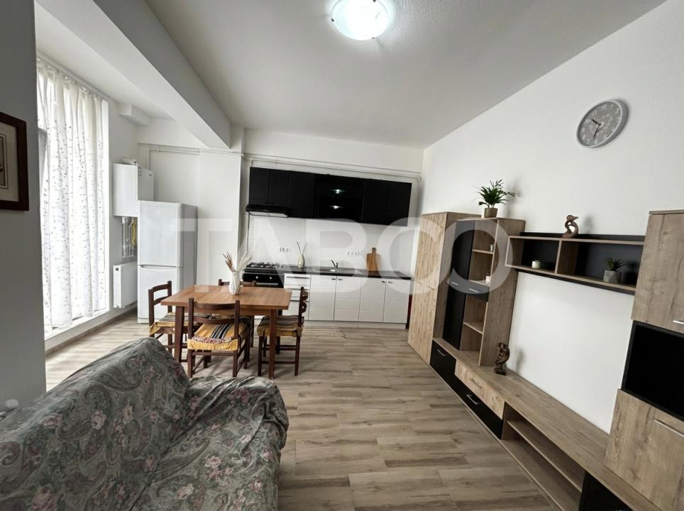 Apartament  2 camere cu balcon + loc de parcare  zona Doamna Stanca