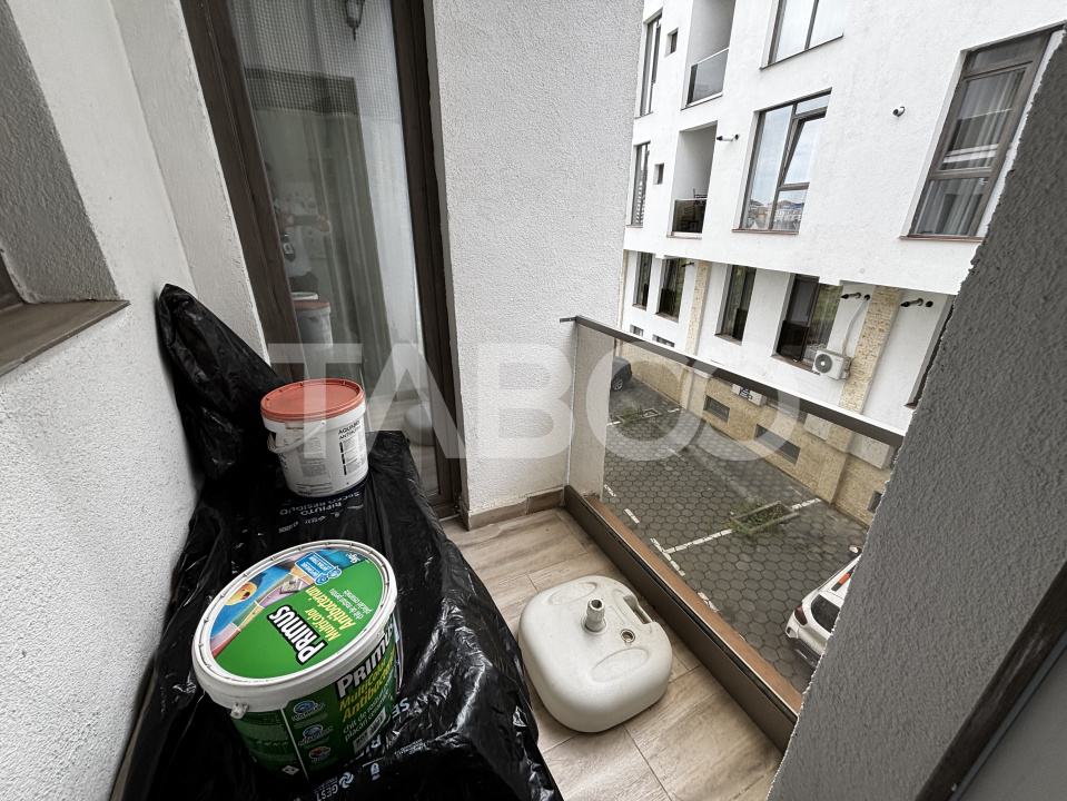 Apartament  2 camere cu balcon + loc de parcare  zona Doamna Stanca