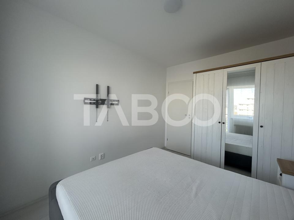 Apartament 2 camere cu balcon si parcare privata de inchiriat