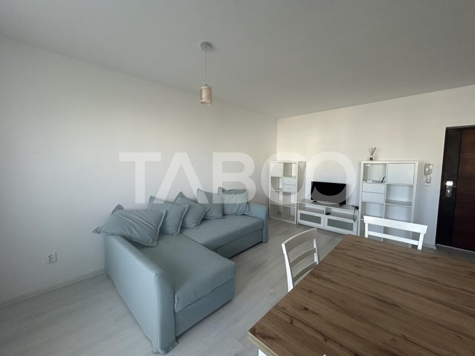 Apartament 2 camere cu balcon si parcare privata de inchiriat