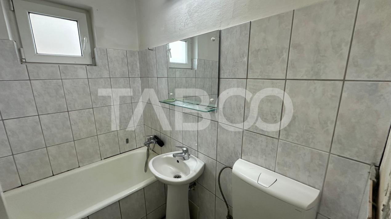 Apartament 2 camere cu balcon si Pivnita zona Mihai Viteazul Sibiu