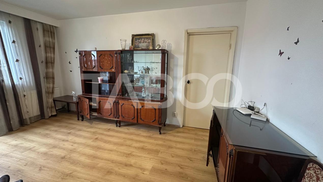 Apartament 2 camere cu balcon si Pivnita zona Mihai Viteazul Sibiu