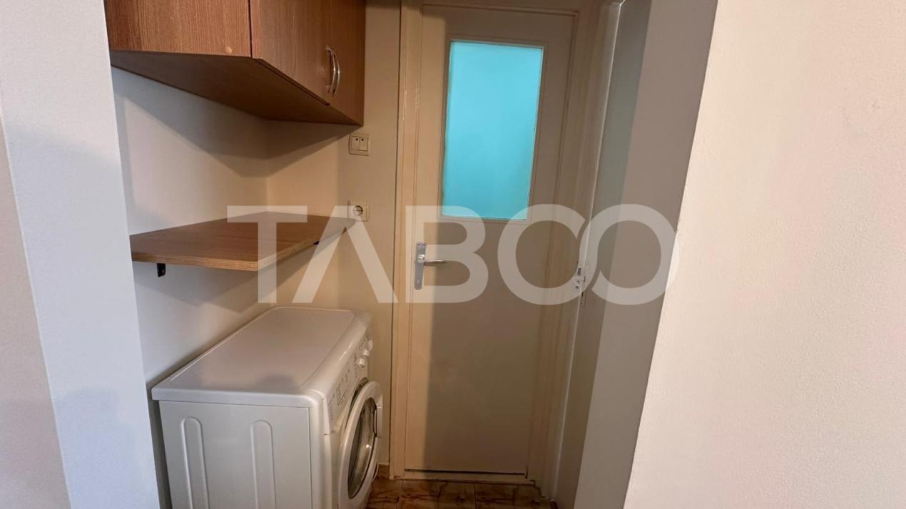 Apartament 2 camere cu balcon si pivnita zona Rahovei Sibiu 