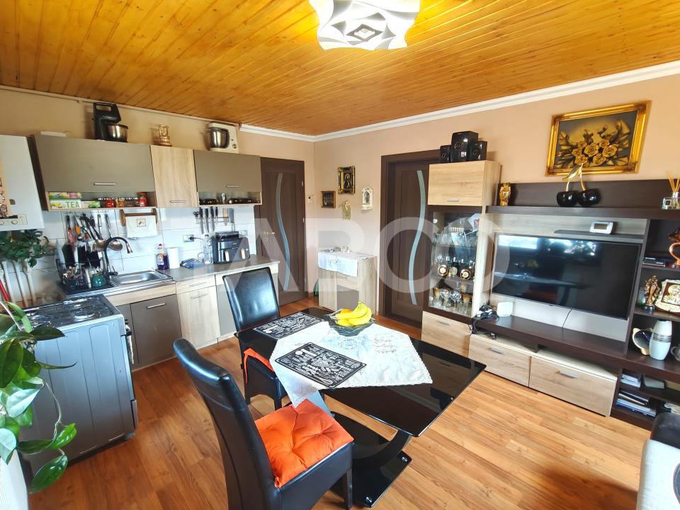 Apartament 2 camere cu balcon si priveliste spre munti - Comision 0%