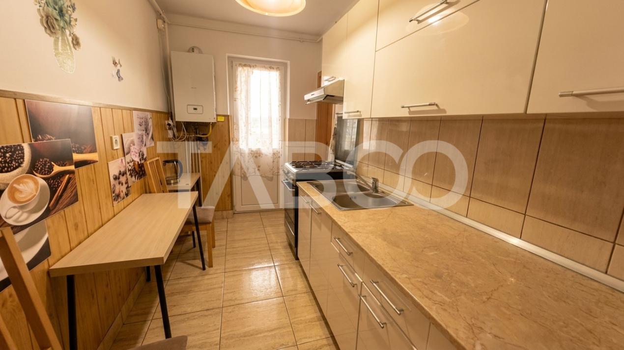 Apartament 2 camere cu pivnita decomandat  balcon Mihai Viteazul Sibiu