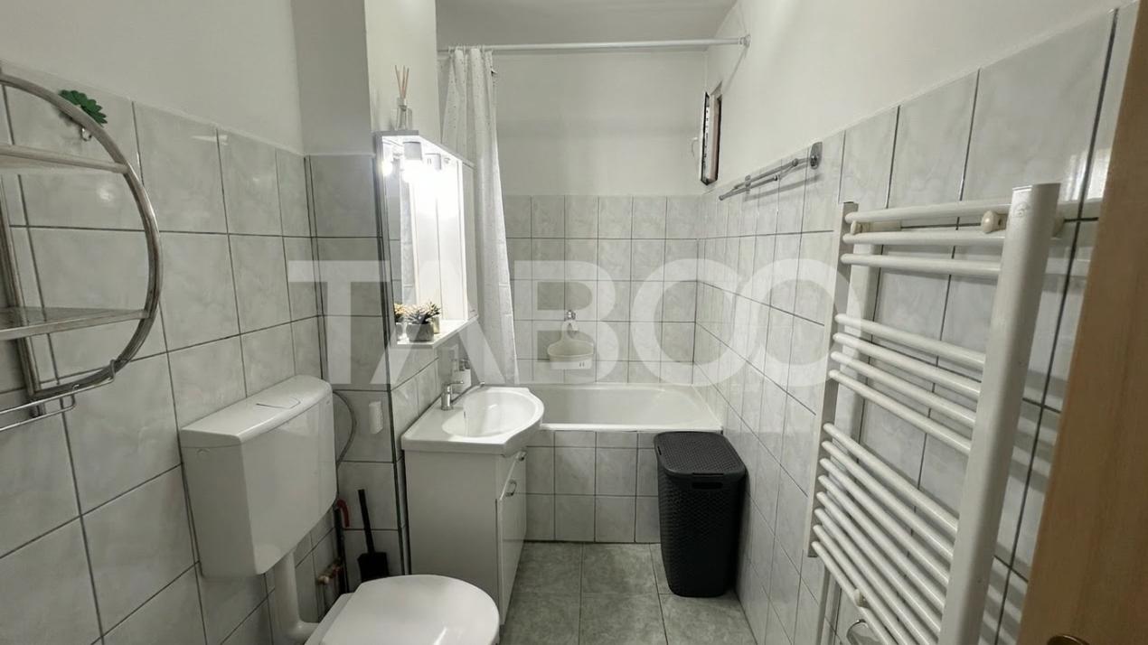 Apartament 2 camere cu pivnita decomandat  balcon Mihai Viteazul Sibiu