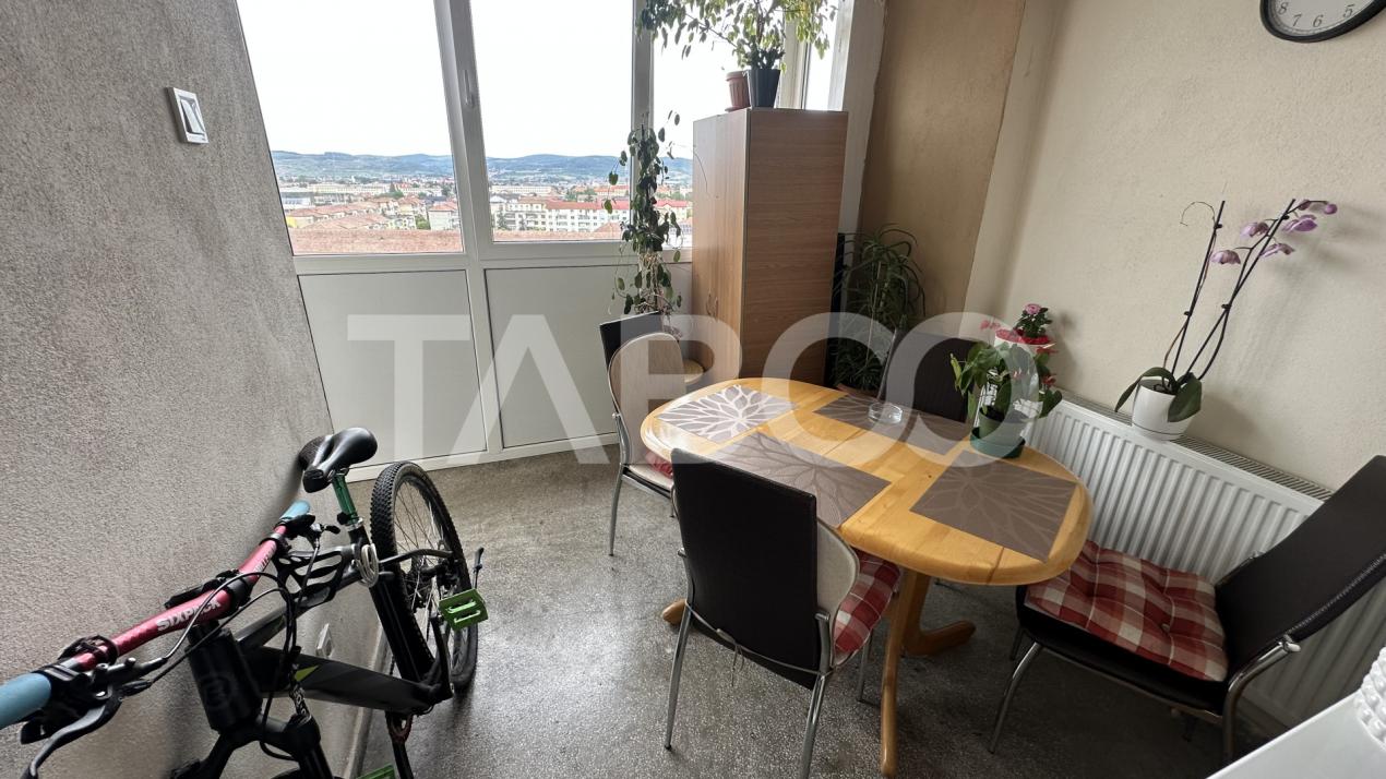 Apartament 2 camere cu pivnita decomandat  balcon Mihai Viteazul Sibiu