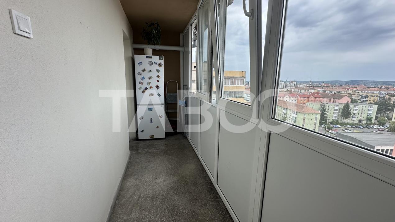 Apartament 2 camere cu pivnita decomandat  balcon Mihai Viteazul Sibiu