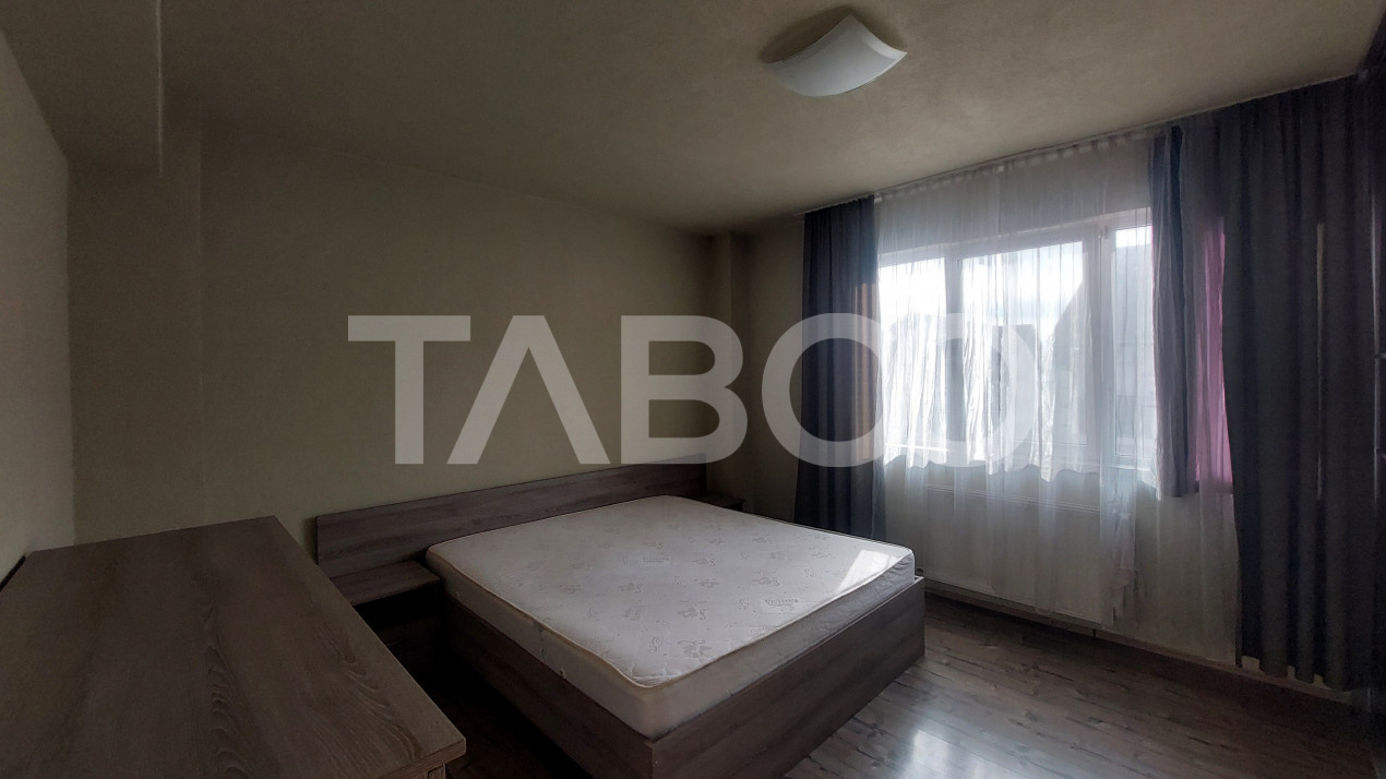 Apartament 2 camere cu suprafata de 3 camere 72 mp zona Turnisor