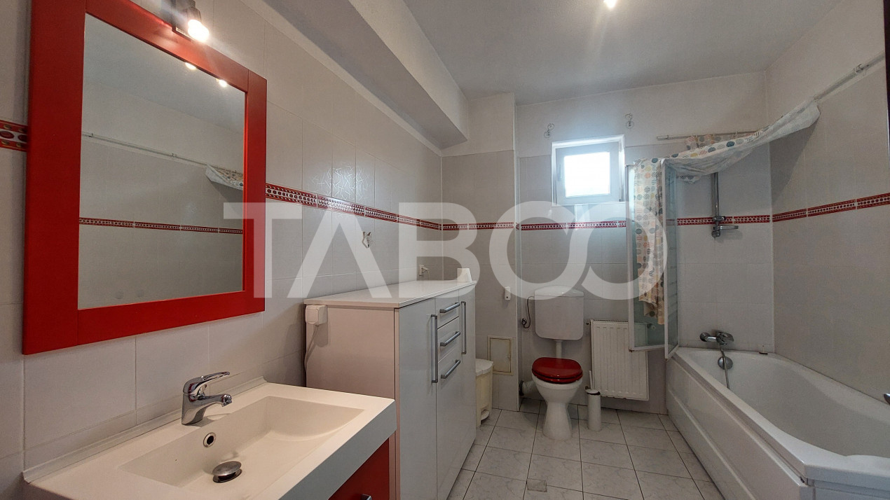 Apartament 2 camere cu suprafata de 3 camere 72 mp zona Turnisor