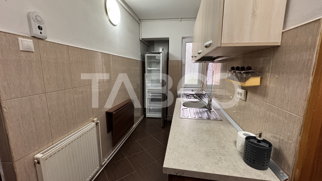 Apartament 2 camere de inchiriat 40 mpu mobilat utilat Vasile Aaron