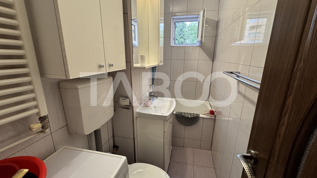 Apartament 2 camere de inchiriat 40 mpu mobilat utilat Vasile Aaron
