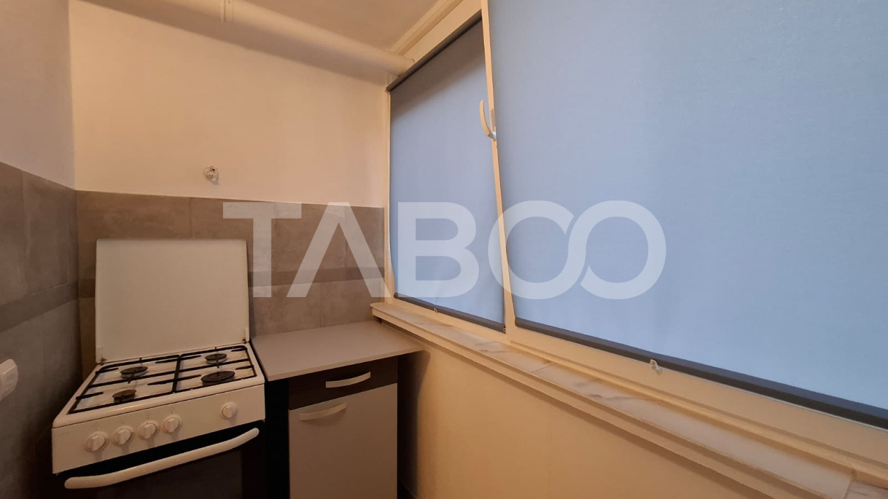 Apartament 2 camere de inchiriat 45 mp zona Vasile Aaron