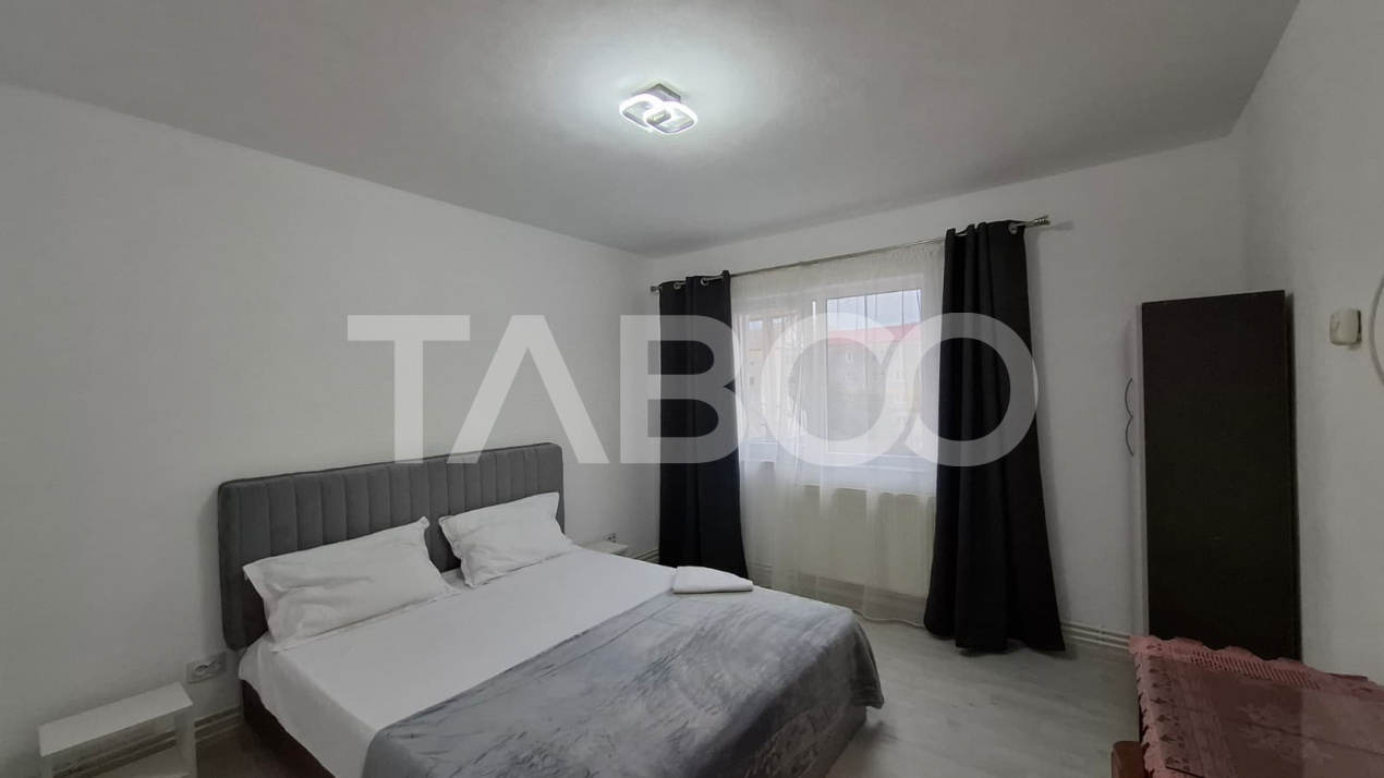 Apartament 2 camere de inchiriat 45 mp zona Vasile Aaron